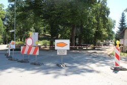Ob Dobovski cesti v Brežicah bodo zgradili novo kolesarsko stezo in pločnik.
