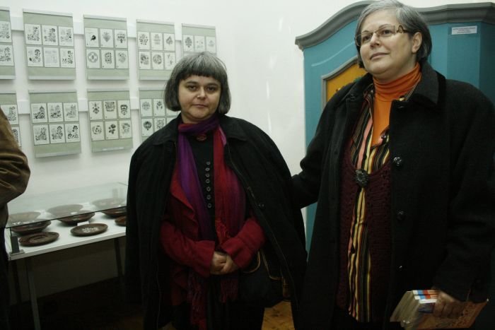 Sestri Eva in Maja Razboršek, tudi umetniška duša, saj je izdala že štiri pesniške zbirke