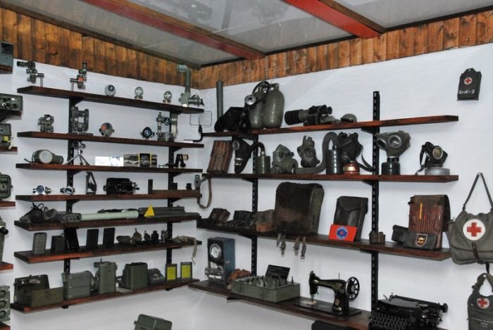 FOTO: V Beli krajini so odprli zbirko orožja in vojaške opreme