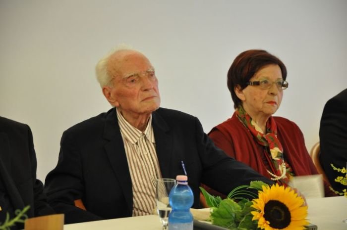 90 let akademika Alojza Rebule