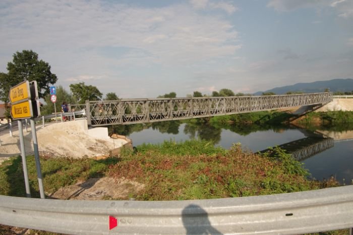 Nadomestni most v Mršeči vasi.