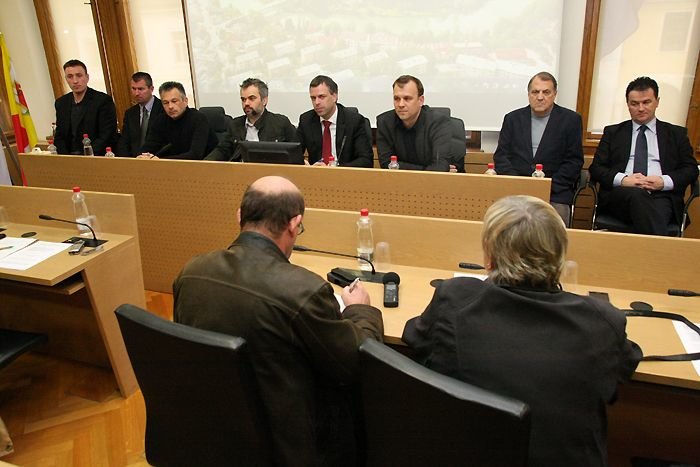 Macedoni sestavil koalicijo - 19 svetnikov in 19 prednostnih nalog