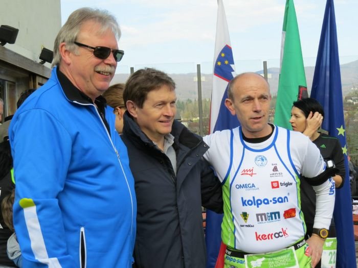 Toni Perušič v Črnomlju začel dobrodelni tek ob slovenski meji