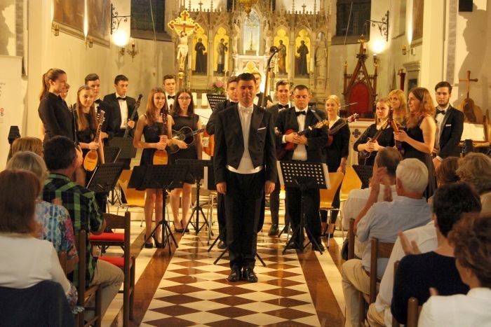 Tamburaški  orkester  Dobreč. (Foto: I. Vidmar)