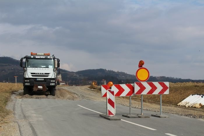 Obnova ceste Sentrupert_001