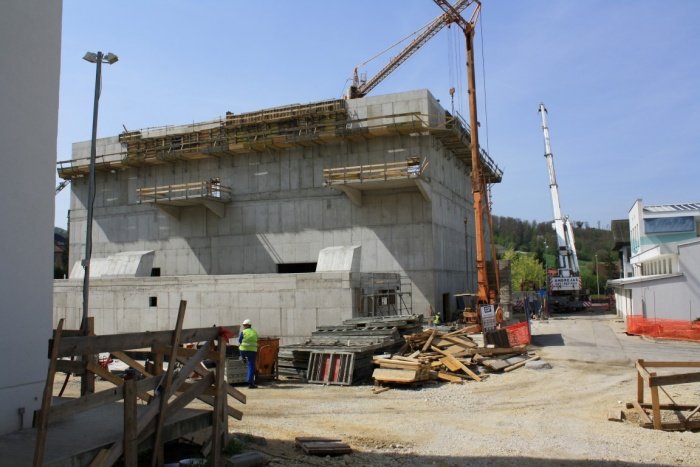 V novem delu elektrarne bodo začeli na začetku maja vgrajevati tehnološko opremo.(Foto: M. L.)