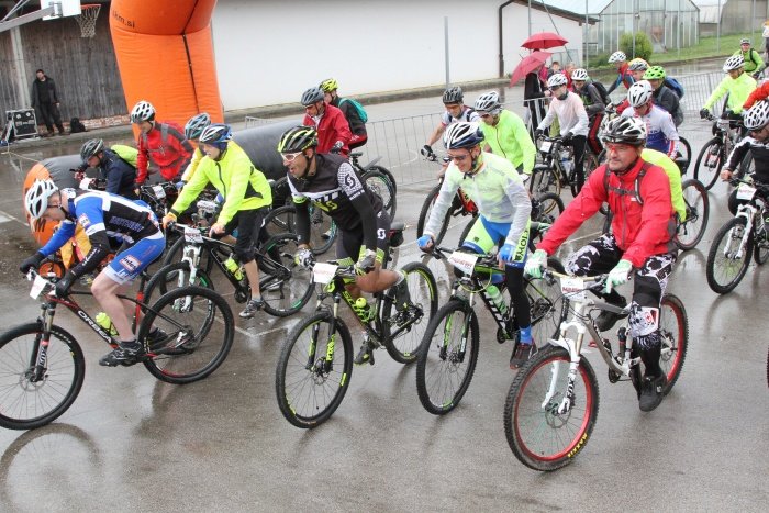 Kljub lanski zaradi dežja bolj skromni udeležbi se je društvo Bajka odločilo festival gorskega kolesarstva pripraviti tudi letos. (Foto: I. V./arhiv DL)