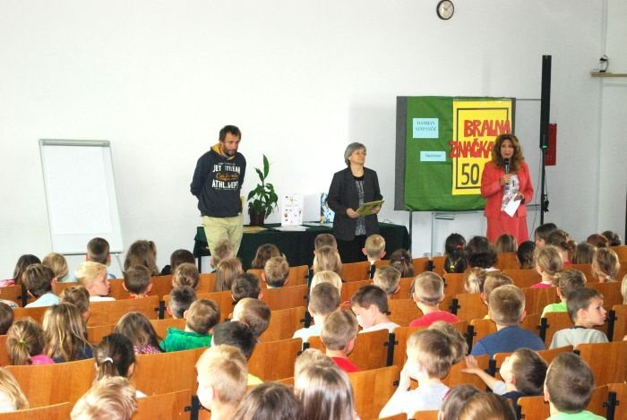 Branka Štefanič (v sredini) in Renata Zupanc Grom (na levi).