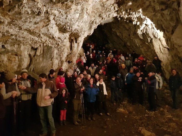 Božični koncert v jami Grdanji Skedenj