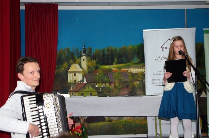 Viktor in Karmen Zaletelj na nastopu.