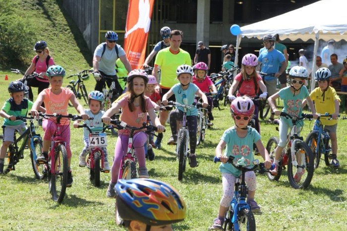 Najmlajši so se odpravili na kolesarski izlet v Portoval. (Foto: I. Vidmar)
