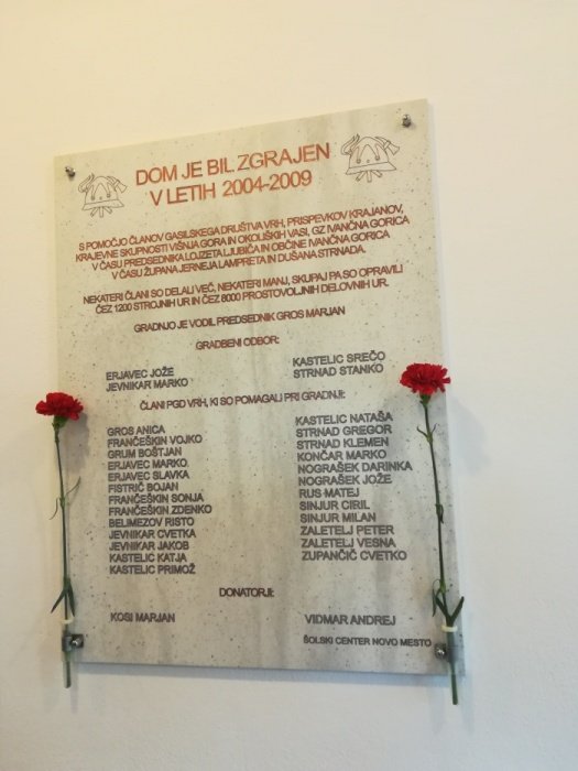 FOTO: Na enem najlepših gasilskih domov v Sloveniji odkrili spominsko ploščo 