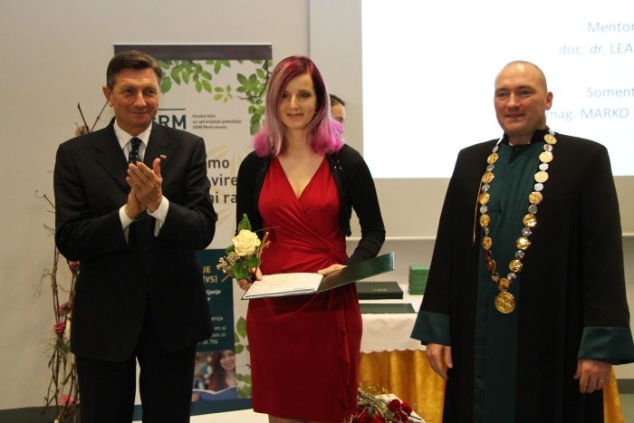 Diplome sta prvim diplomantom Visoke šole za upravljanje podeželja Novo mesto januarja letos podelila predsednik države Borut Pahor in dekan Jože Podgoršek. (Foto: M. Ž., arhiv DL))