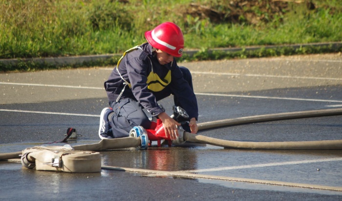 FOTO: Regijsko gasilsko tekmovanje - Kdo prvi pomaga ljudem v nesreči? Gasilci!