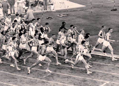 Franc Červan je olimpijsko tekmo v Tokiu začel korajžno - na sliki na drugem mestu.