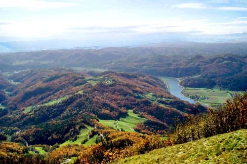 Pogled z Lisce na savsko dolino. (Vse fotografije: P. Perc)