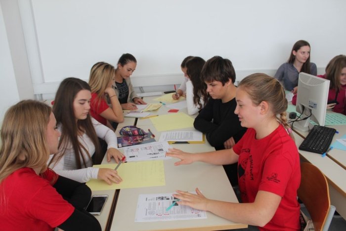Srečanje dijakov in učiteljev s srednjih vzgojiteljskih šol v Sloveniji