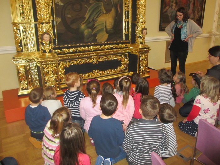 Otroci vrtca Najdihojca obiskali Narodno galerijo
