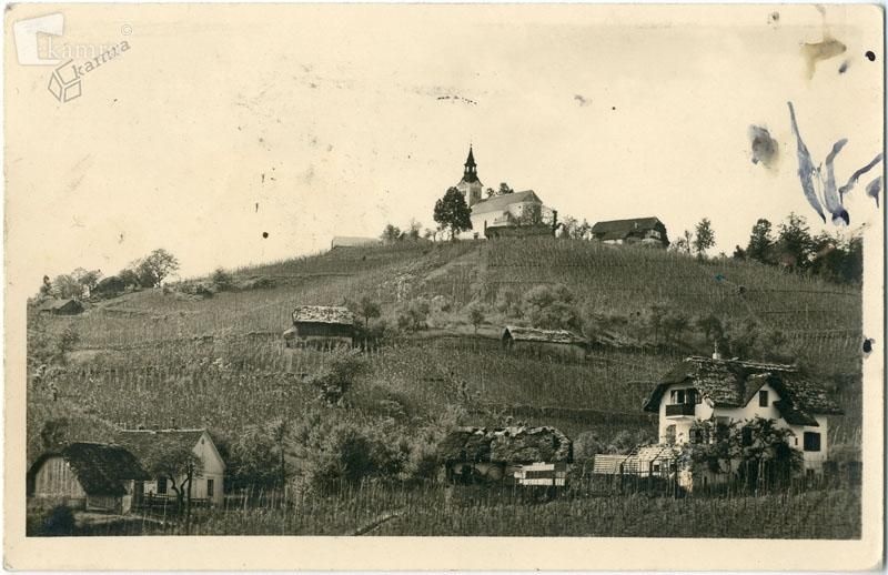 Trška gora na razglednici iz leta 1939, ki jo hrani Knjižnica Mirana Jarca Novo mesto