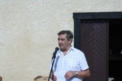 Zbrane je v začetku pozdravil predsednik pišeškega društva Pleteršnikova domačija Martin Dušič (Foto: M. L.)