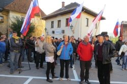Tako je bilo na protestu proti migrantskemu centru pred dvema letoma v Črnomlju.