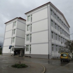 Osnovna šola dr. Franceta Prešerna Ribnica (foto: spletna stran Občine Ribnica)