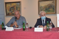 Direktor Direkcije RS za vode dr. Roman Kramer in kostanjeviški župan Ladko Petretič (foto: P. P.)