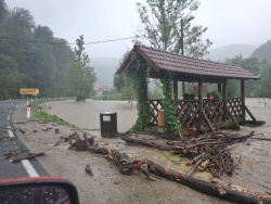 Zadnje poplave so najhuje prizadele občini Osilnica in Kostel. (Foto: arhiv, FB Občina Osilnica)