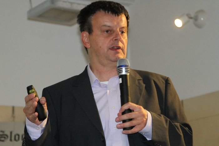 Dr. Aleš Gabrič
