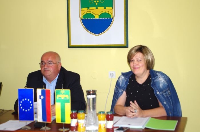 Po sprejemu OPN sta bila v prvi vrsti zadovoljna župan in direktorica občinske uprave, Jože Kapler in Petra Pozderec.