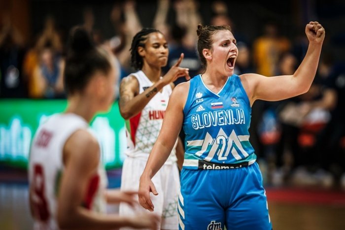 Aleksandra Krošelj na tekmi z Madžarsko (Foto: Eurobasket woman 2019)