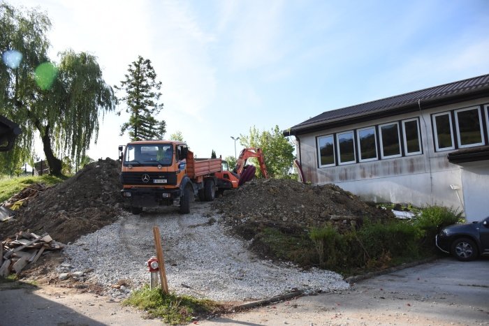 Osnovna šola Koprivnica bo bogateša za dve učilnici in prenovljeno kuhinjo. (Foto: Občina Krško)