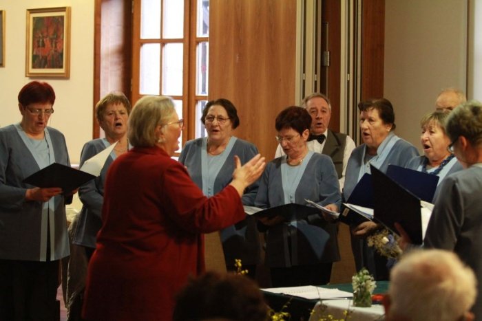 Mešani pevski zbor DU Šentrupert je s koncertom tudi letos navdušil obiskovalce.