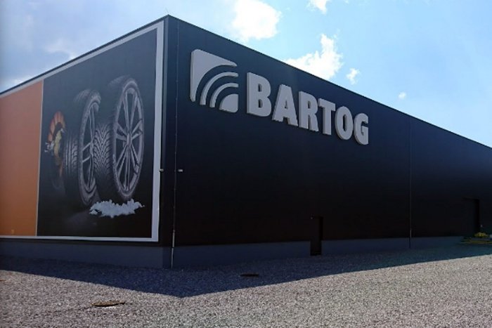 Bartogov logistični center v Mirni Peči