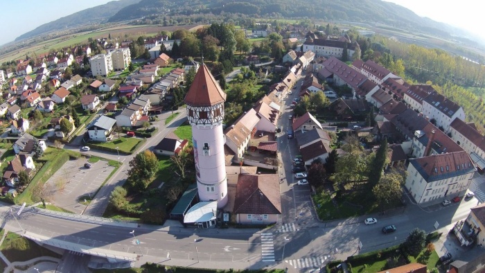 Vodovodni stolp namerava občina spremeniti v turistično zanimivost. (Foto: Občina Brežice)