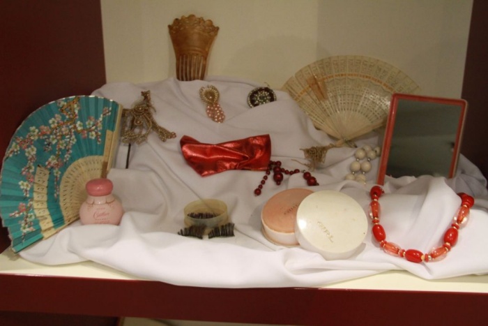 V Trebnjem so prvič na ogled postavili izbrane predmete iz zapuščine Vilme Bukovec Kambič, ki jih je zapustila trebanjski občini.