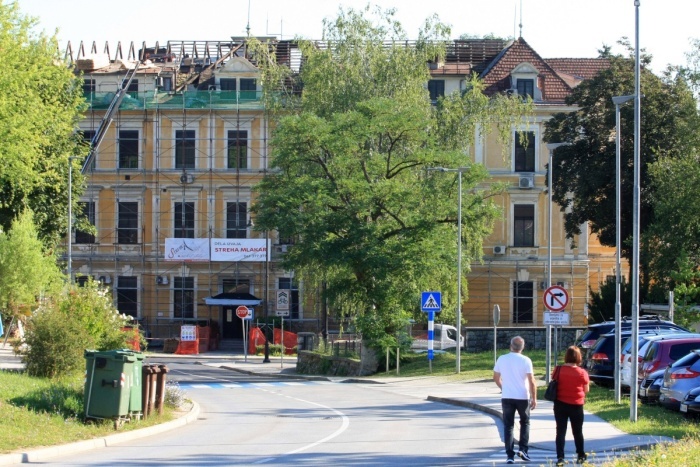 Splošna bolnišnica Novo mesto je negovalni oddelek, uredili so tudi staro interno bolnišnico za potrebe koronavirusnih bolnikov (Foto: B. B.)