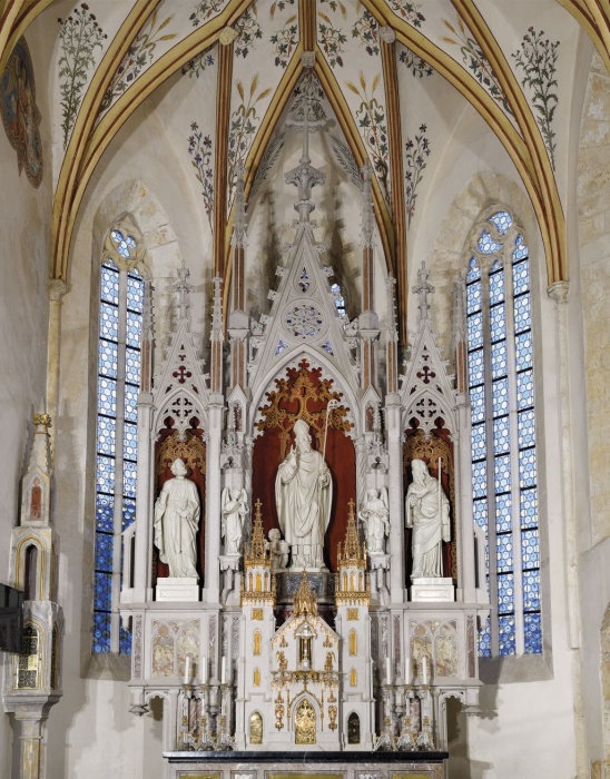 Šentrupert_Glavni oltar iz leta 1865_Foto Marko Pršina