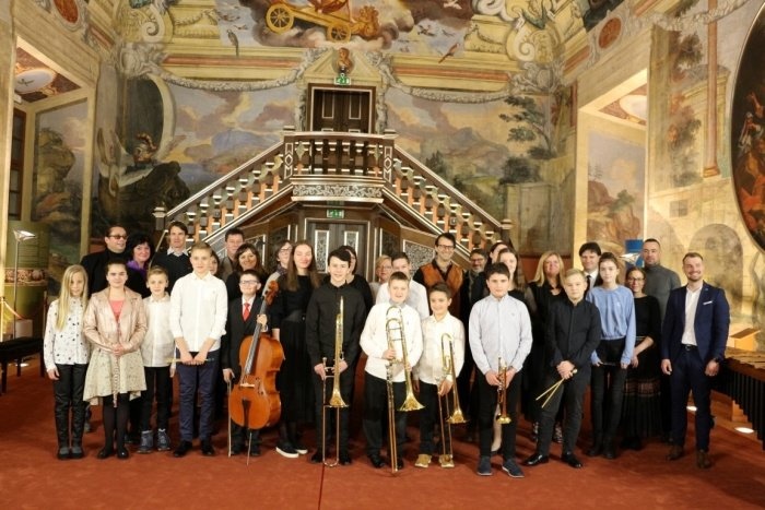Z lanskega skupnega koncerta glasbenih šol Posavja. (Foto: A.Matijevc)