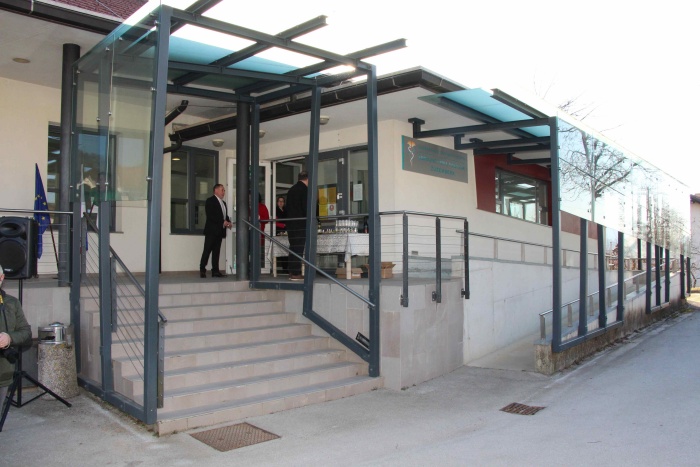 FOTO: V Žužemberku odprli prenovljeno zdravstveno postajo