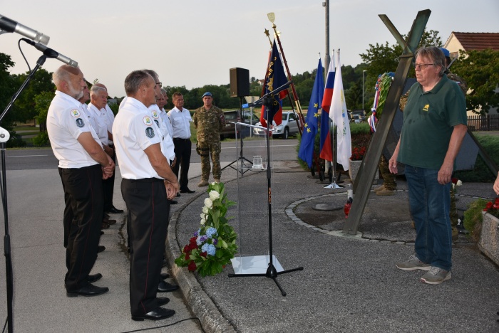V čast borcu Jerneju Molanu in ostalim žrtvam vojne za Slovenijo