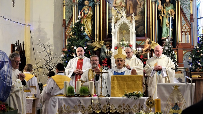 Spominsko mašo je vodil novomeški škof msgr. dr. Andrej Saje.