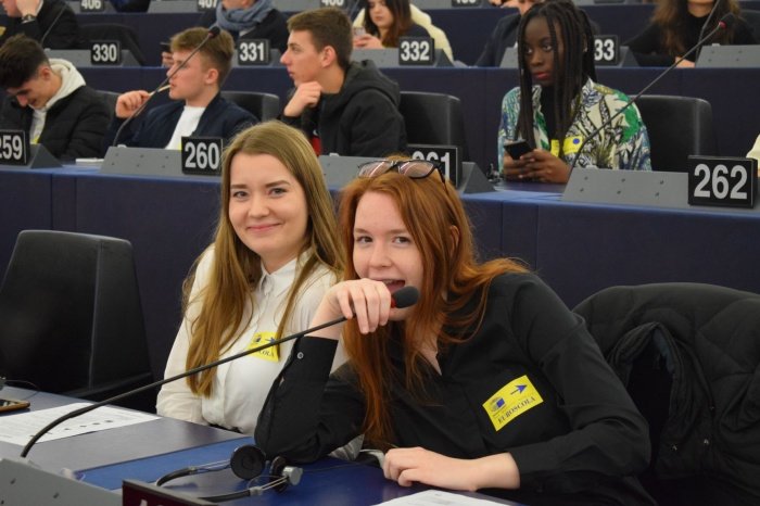 Dijaki Srednje zdravstvene in kemijske šole obiskali Evropski parlament