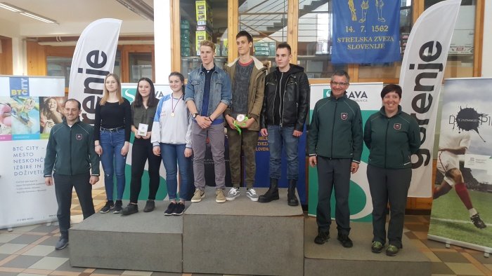 Dijaki Kmetijske šole Grm in biotehniške gimnazije ubranili naslov državnih prvakov